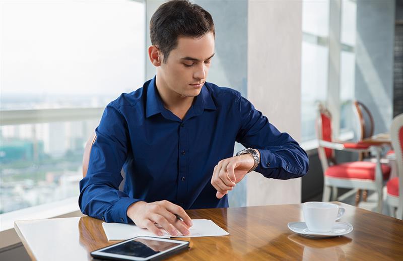 Restaurant Payroll Too Slow? Slash Processing Time in Half with These Strategies